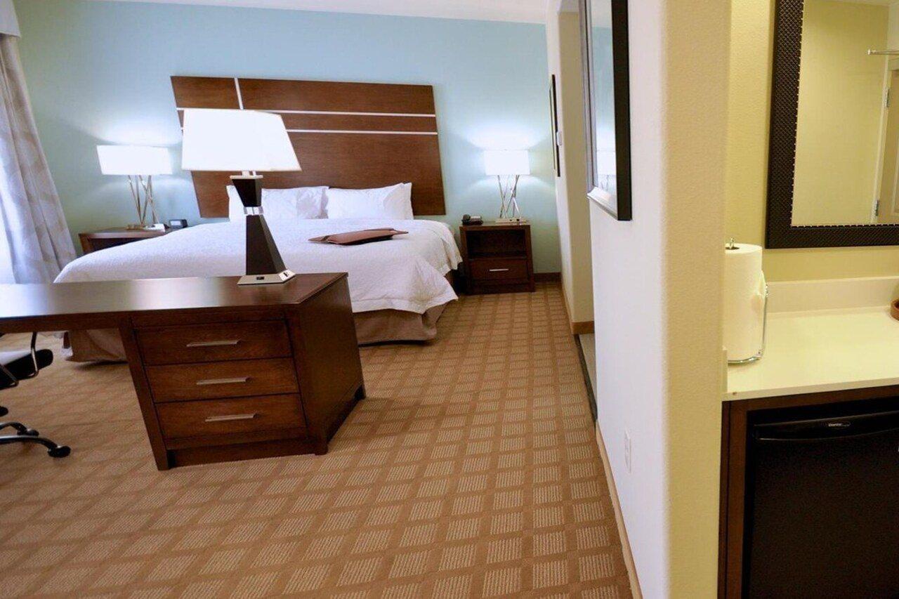 Hampton Inn And Suites Hutto Exteriör bild