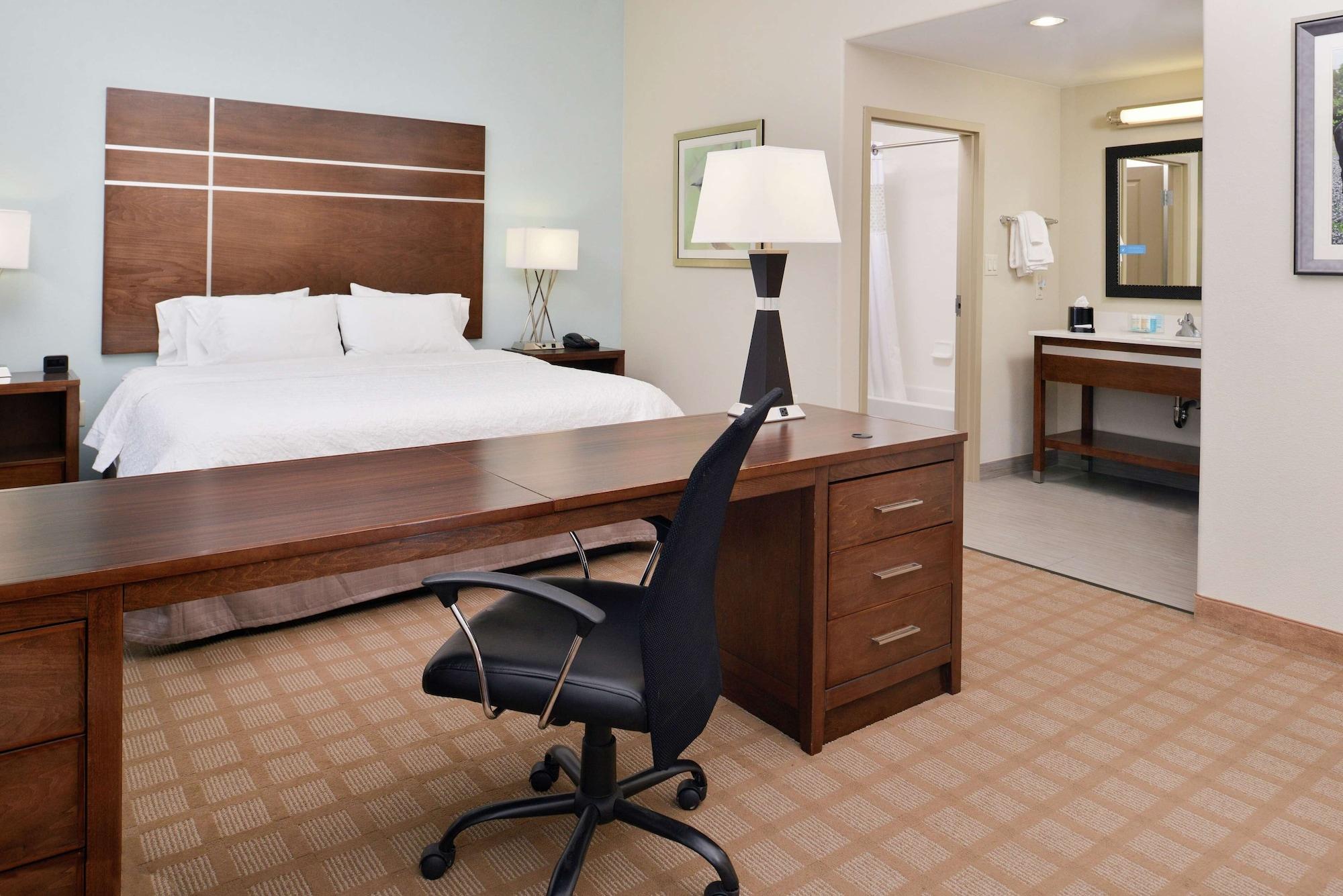 Hampton Inn And Suites Hutto Exteriör bild