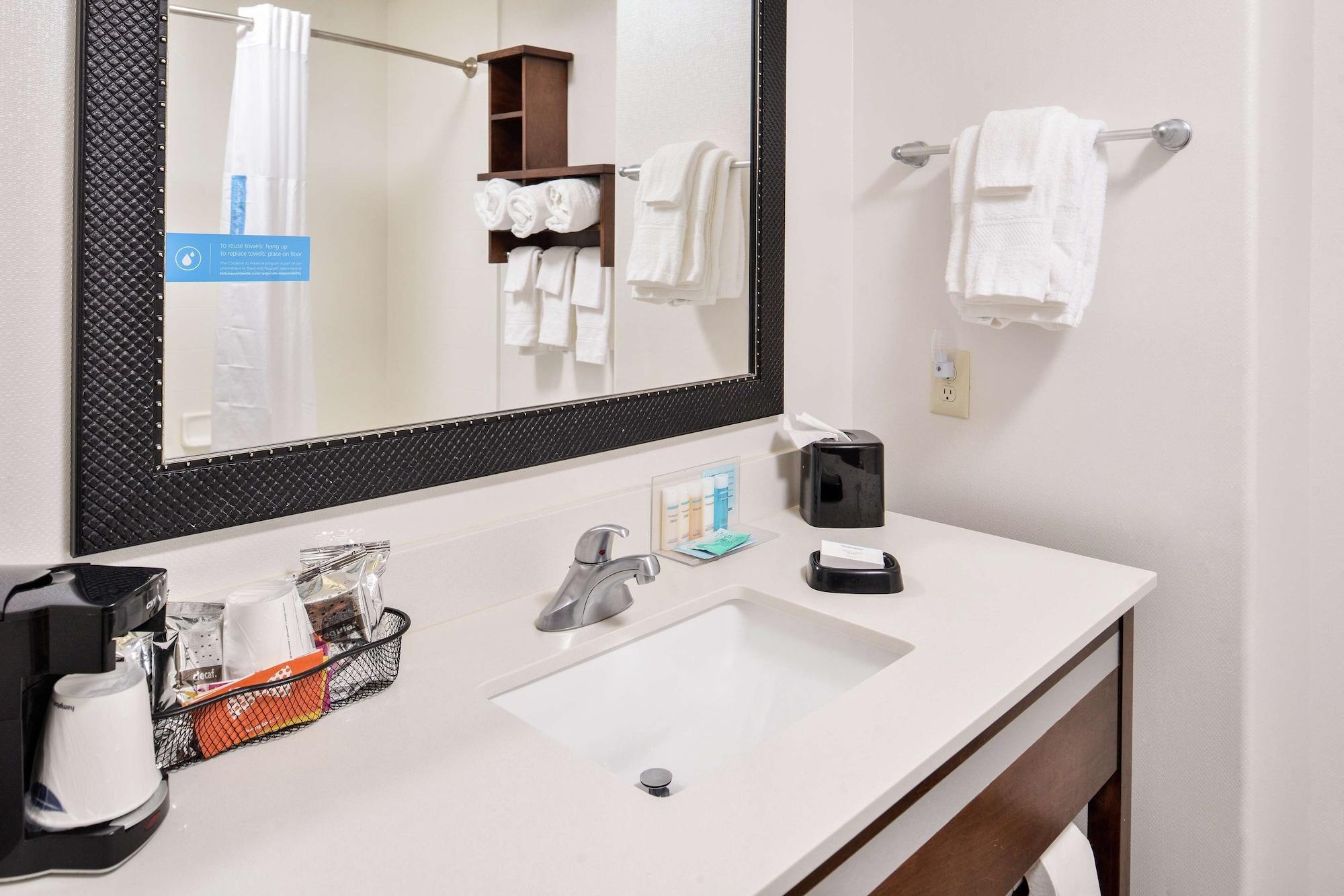 Hampton Inn And Suites Hutto Exteriör bild