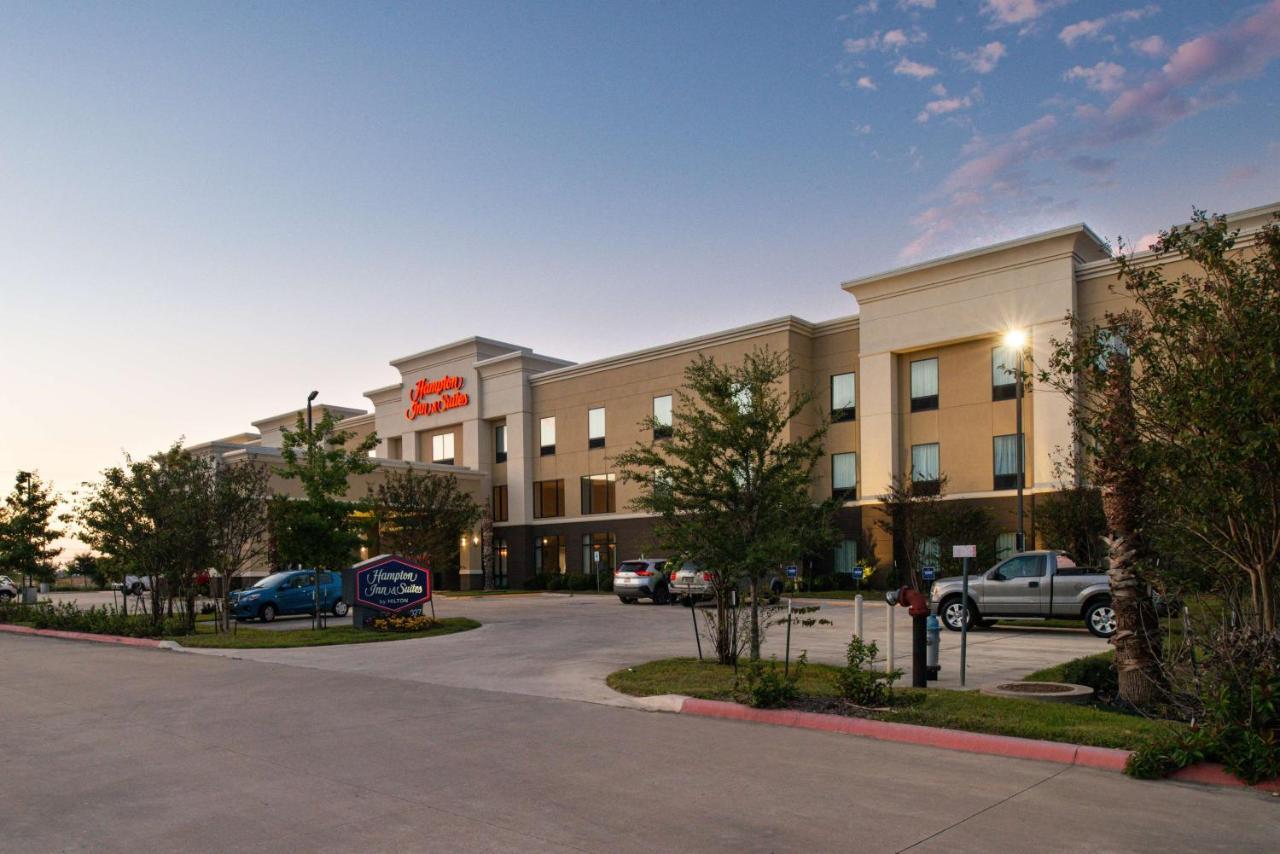 Hampton Inn And Suites Hutto Exteriör bild