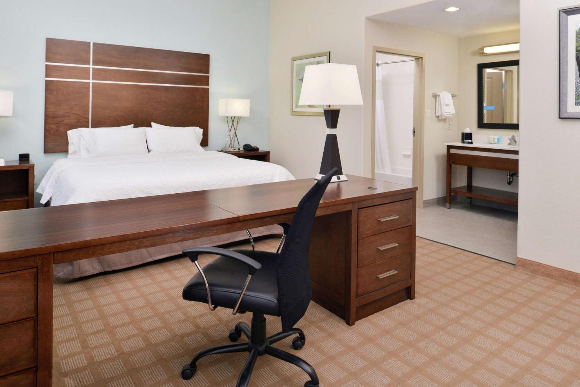 Hampton Inn And Suites Hutto Exteriör bild