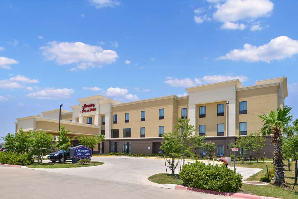 Hampton Inn And Suites Hutto Exteriör bild