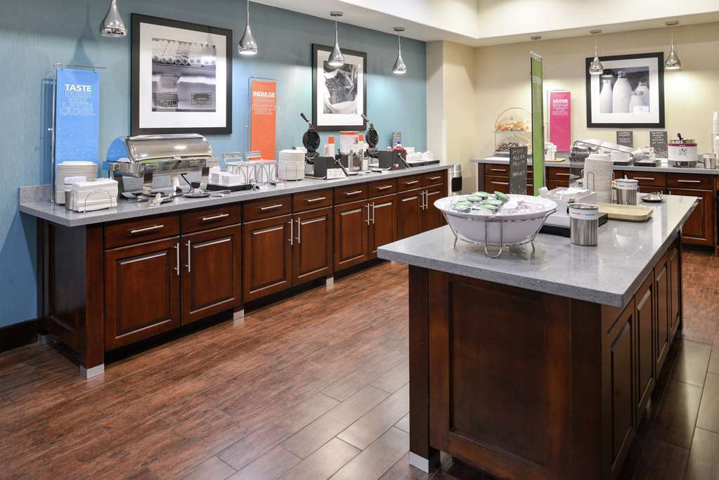 Hampton Inn And Suites Hutto Restaurang bild